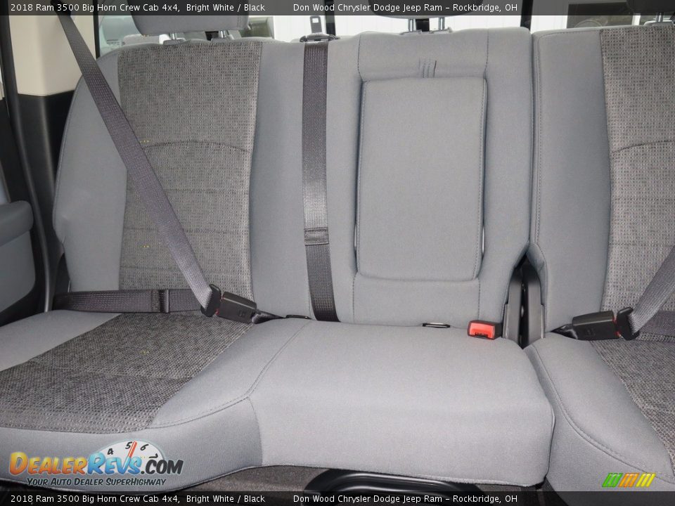 2018 Ram 3500 Big Horn Crew Cab 4x4 Bright White / Black Photo #13