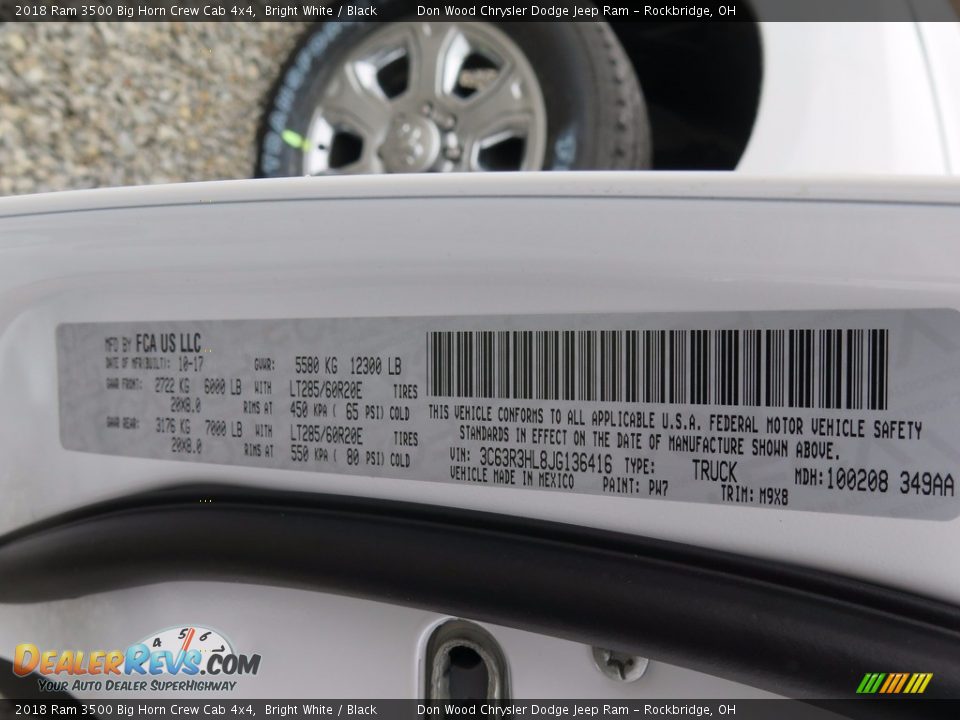 2018 Ram 3500 Big Horn Crew Cab 4x4 Bright White / Black Photo #24