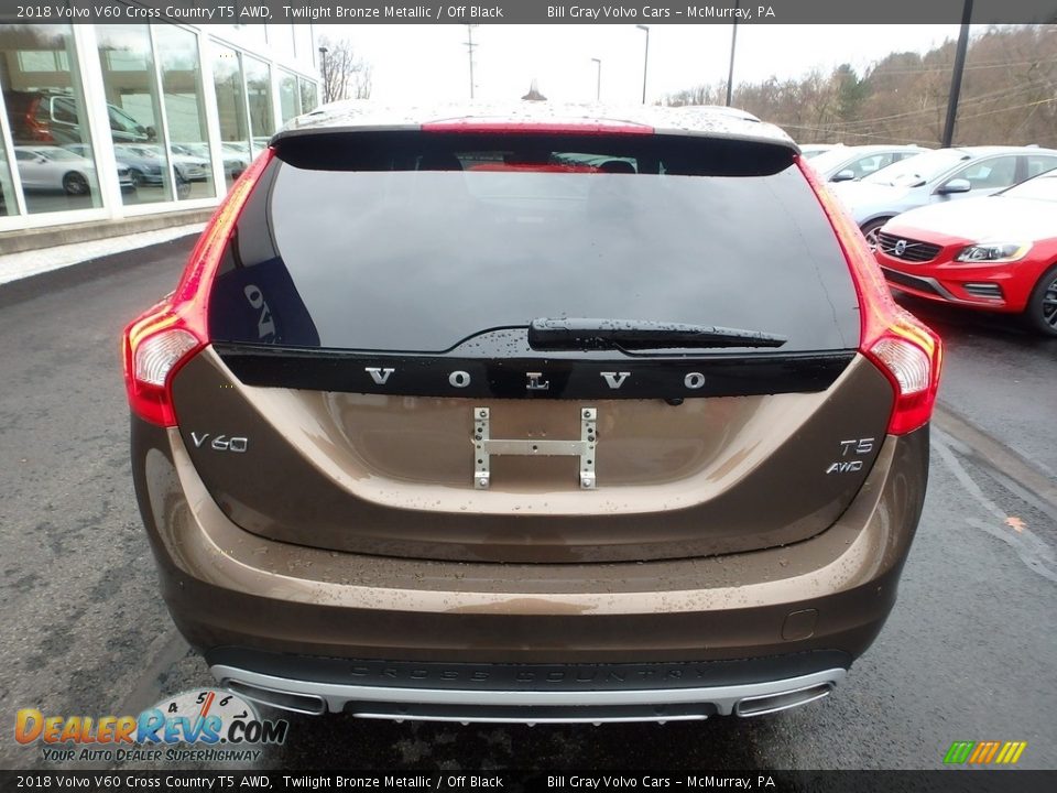 2018 Volvo V60 Cross Country T5 AWD Logo Photo #3