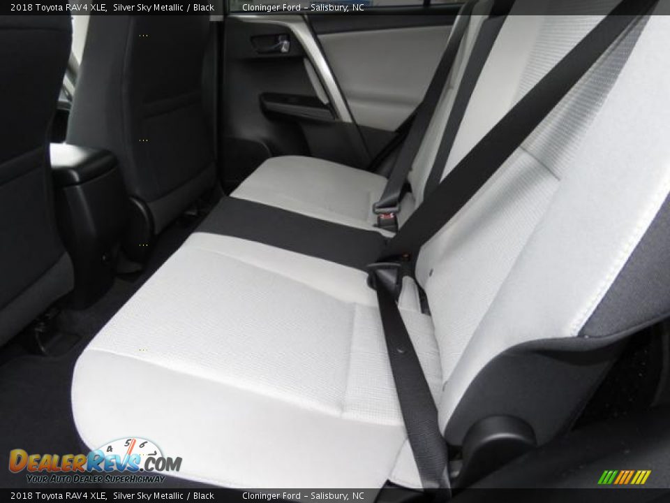 Rear Seat of 2018 Toyota RAV4 XLE Photo #6