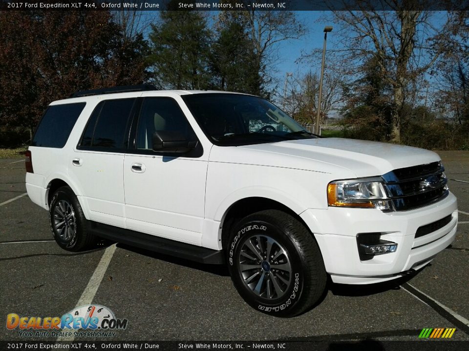 2017 Ford Expedition XLT 4x4 Oxford White / Dune Photo #4