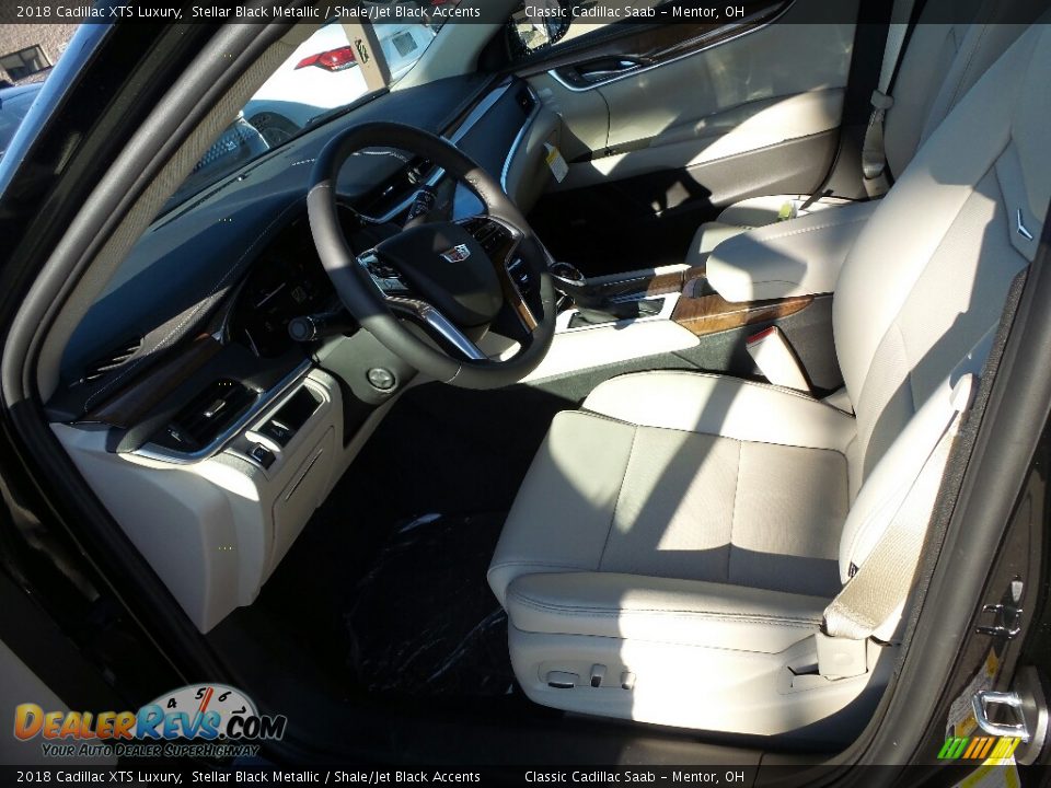2018 Cadillac XTS Luxury Stellar Black Metallic / Shale/Jet Black Accents Photo #3