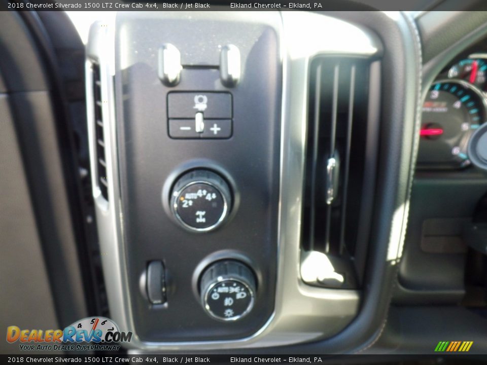 2018 Chevrolet Silverado 1500 LTZ Crew Cab 4x4 Black / Jet Black Photo #28