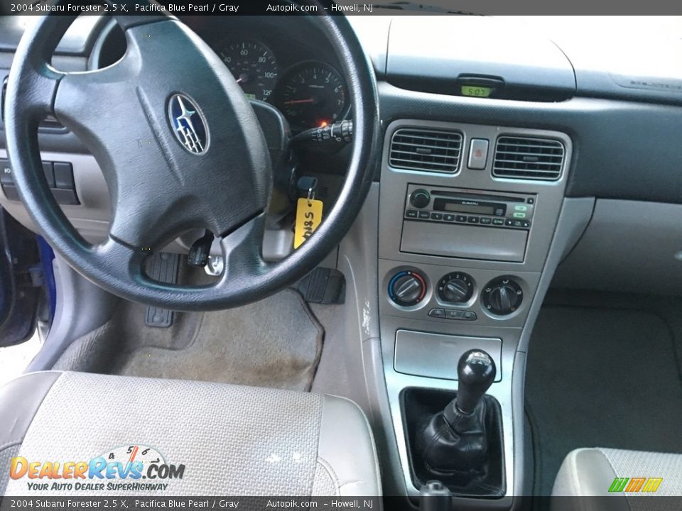2004 Subaru Forester 2.5 X Pacifica Blue Pearl / Gray Photo #13