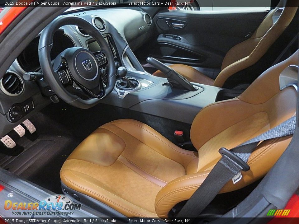 Front Seat of 2015 Dodge SRT Viper Coupe Photo #16