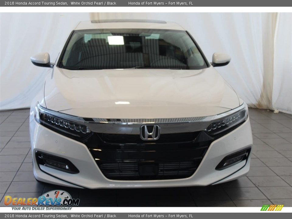 2018 Honda Accord Touring Sedan White Orchid Pearl / Black Photo #4