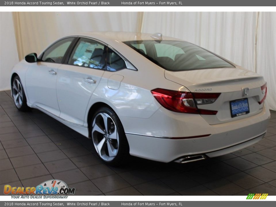 2018 Honda Accord Touring Sedan White Orchid Pearl / Black Photo #6