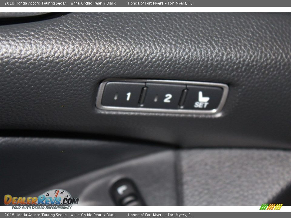 2018 Honda Accord Touring Sedan White Orchid Pearl / Black Photo #10