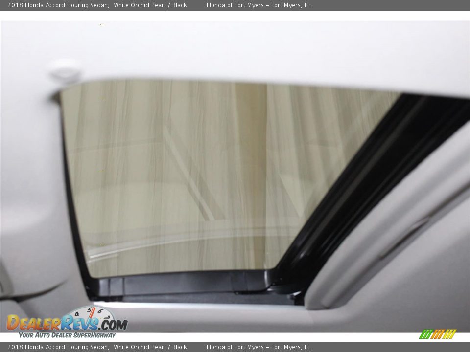 2018 Honda Accord Touring Sedan White Orchid Pearl / Black Photo #22