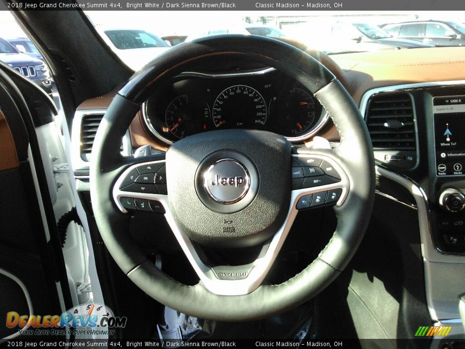2018 Jeep Grand Cherokee Summit 4x4 Bright White / Dark Sienna Brown/Black Photo #9