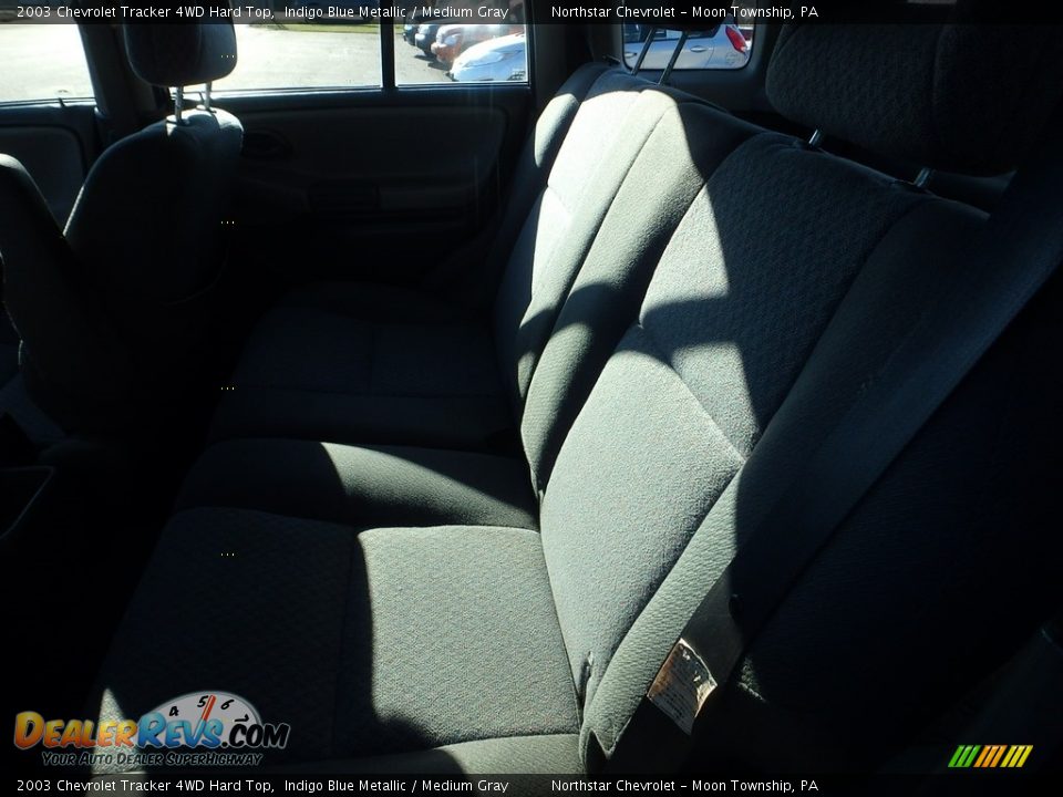 2003 Chevrolet Tracker 4WD Hard Top Indigo Blue Metallic / Medium Gray Photo #9