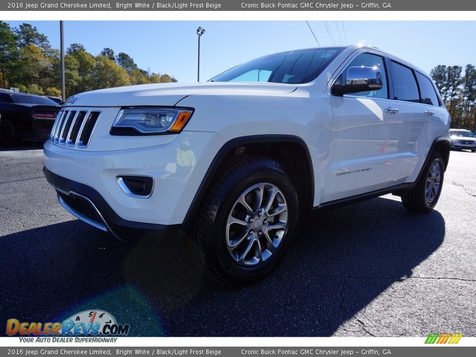 2016 Jeep Grand Cherokee Limited Bright White / Black/Light Frost Beige Photo #3