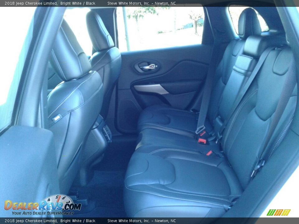 2018 Jeep Cherokee Limited Bright White / Black Photo #10