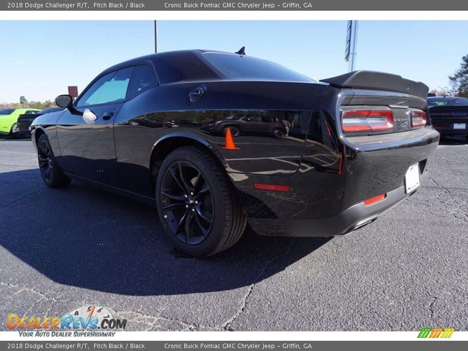 2018 Dodge Challenger R/T Pitch Black / Black Photo #5