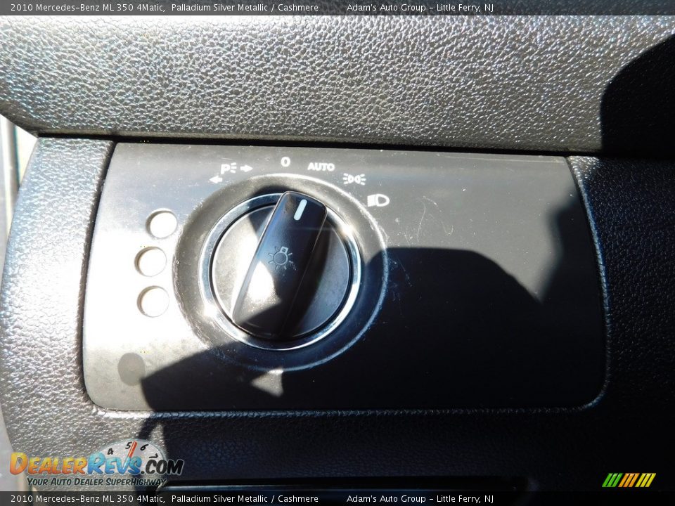 2010 Mercedes-Benz ML 350 4Matic Palladium Silver Metallic / Cashmere Photo #21