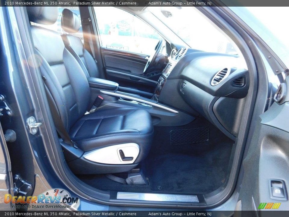 2010 Mercedes-Benz ML 350 4Matic Palladium Silver Metallic / Cashmere Photo #24