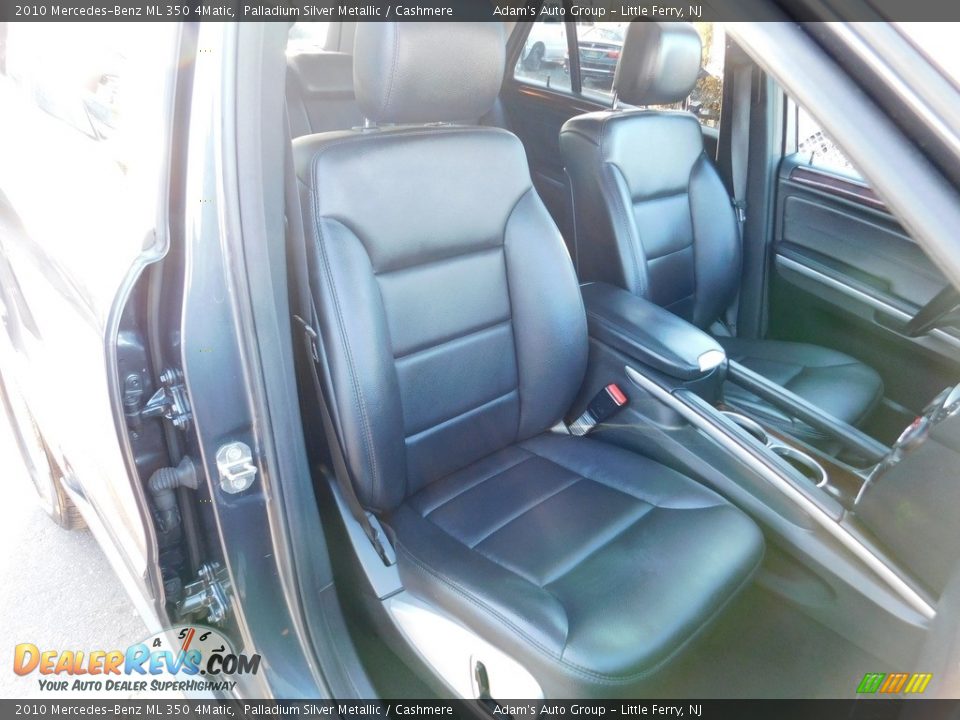 2010 Mercedes-Benz ML 350 4Matic Palladium Silver Metallic / Cashmere Photo #25
