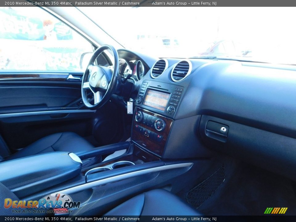 2010 Mercedes-Benz ML 350 4Matic Palladium Silver Metallic / Cashmere Photo #26