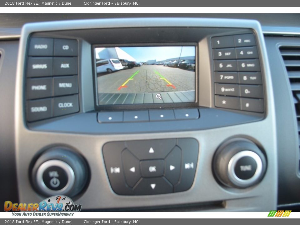 Controls of 2018 Ford Flex SE Photo #11