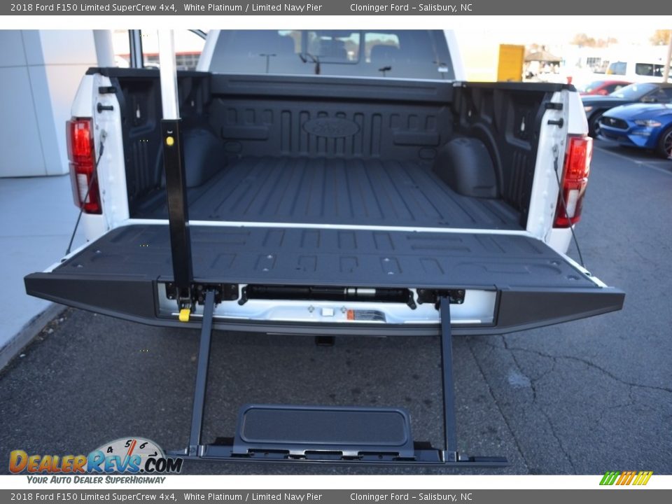 2018 Ford F150 Limited SuperCrew 4x4 White Platinum / Limited Navy Pier Photo #6