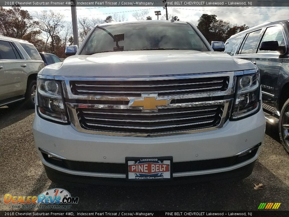 2018 Chevrolet Suburban Premier 4WD Iridescent Pearl Tricoat / Cocoa/­Mahogany Photo #2