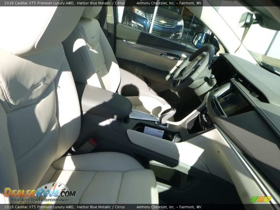 2018 Cadillac XT5 Premium Luxury AWD Harbor Blue Metallic / Cirrus Photo #9