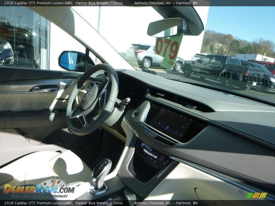 2018 Cadillac XT5 Premium Luxury AWD Harbor Blue Metallic / Cirrus Photo #10