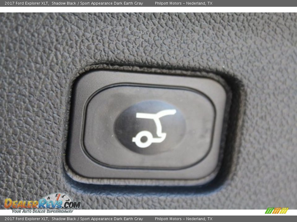 2017 Ford Explorer XLT Shadow Black / Sport Appearance Dark Earth Gray Photo #28