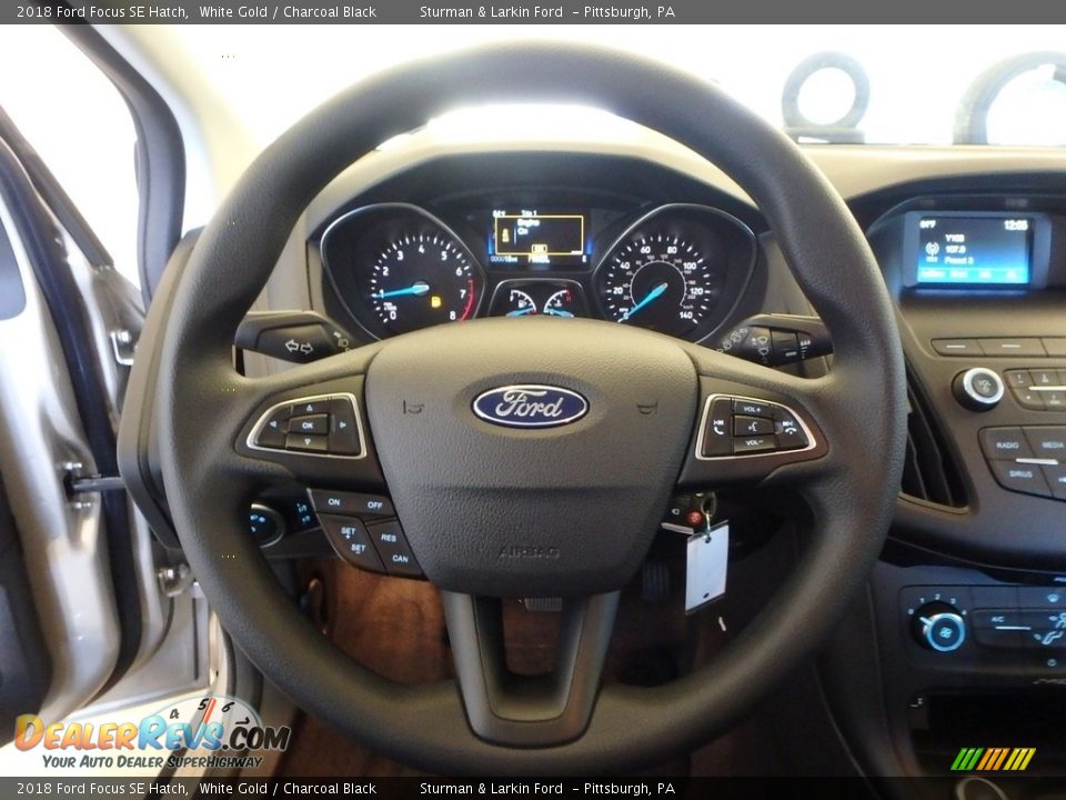 2018 Ford Focus SE Hatch White Gold / Charcoal Black Photo #14