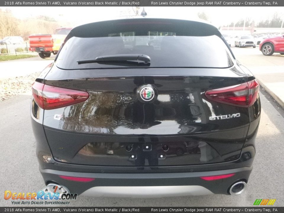 2018 Alfa Romeo Stelvio Ti AWD Vulcano (Volcano) Black Metallic / Black/Red Photo #6