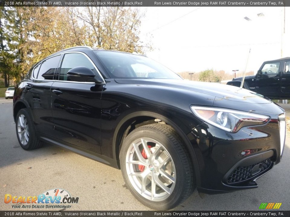 2018 Alfa Romeo Stelvio Ti AWD Vulcano (Volcano) Black Metallic / Black/Red Photo #11
