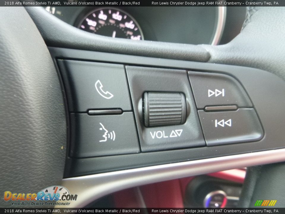 2018 Alfa Romeo Stelvio Ti AWD Vulcano (Volcano) Black Metallic / Black/Red Photo #26