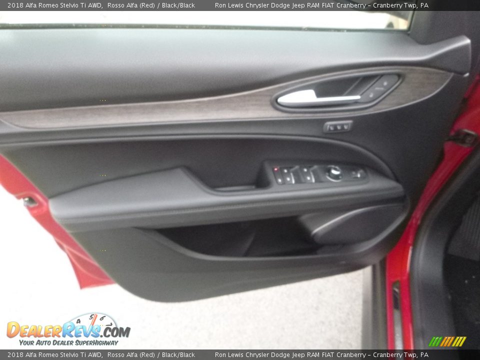 2018 Alfa Romeo Stelvio Ti AWD Rosso Alfa (Red) / Black/Black Photo #20