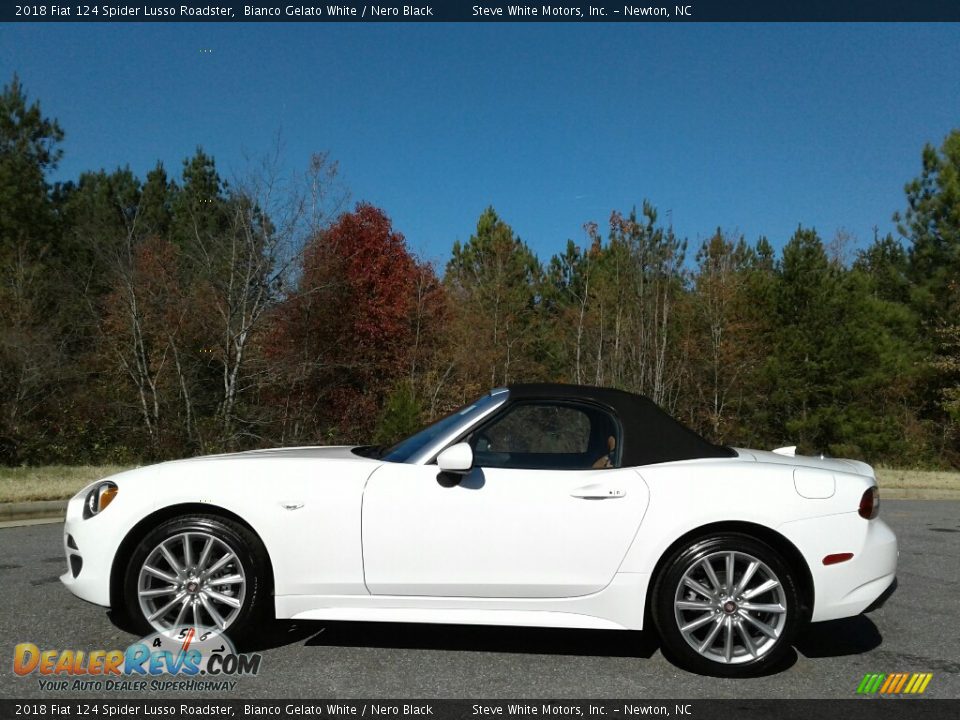 2018 Fiat 124 Spider Lusso Roadster Bianco Gelato White / Nero Black Photo #1