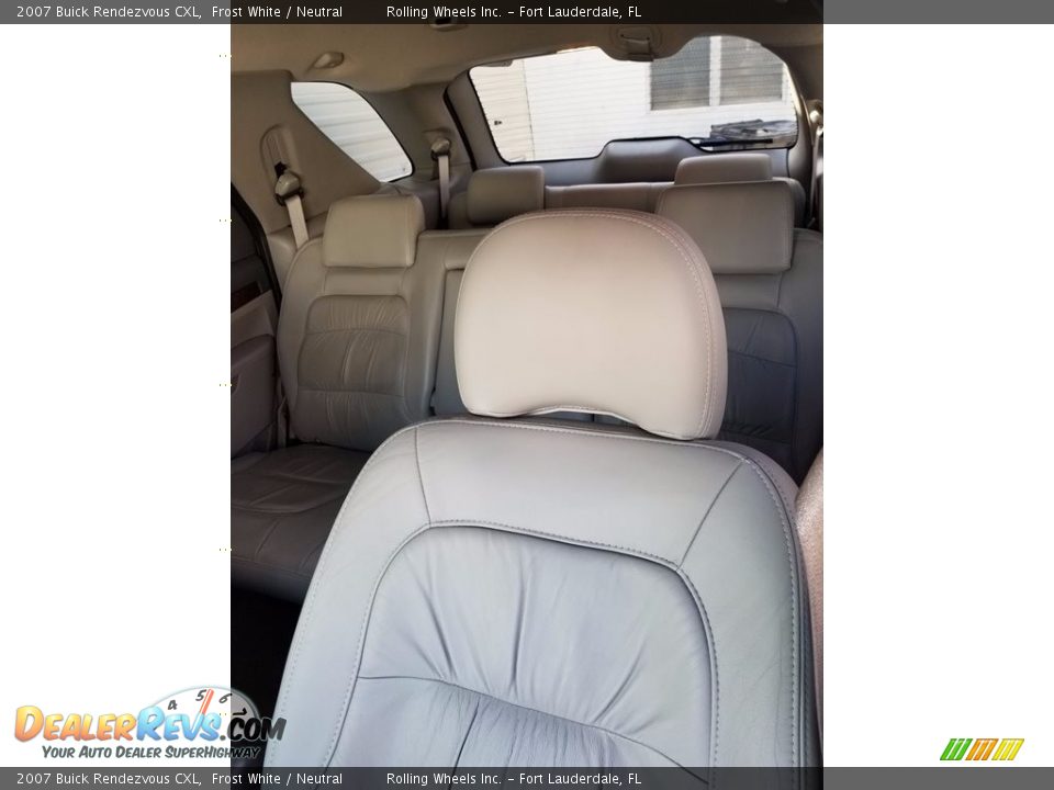 2007 Buick Rendezvous CXL Frost White / Neutral Photo #4