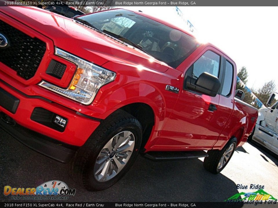 2018 Ford F150 XL SuperCab 4x4 Race Red / Earth Gray Photo #28