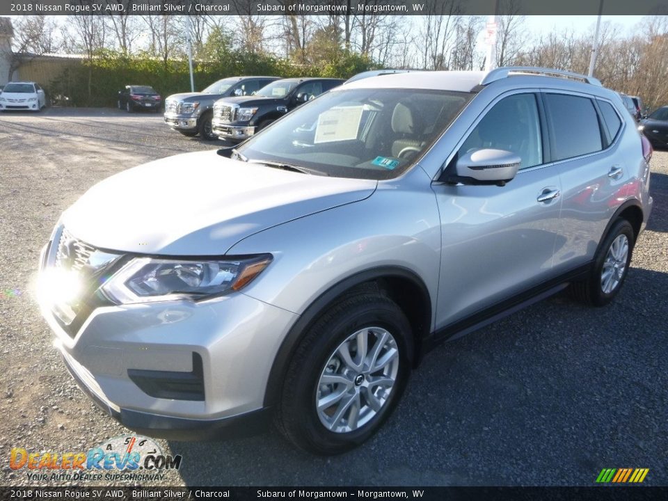 2018 Nissan Rogue SV AWD Brilliant Silver / Charcoal Photo #11
