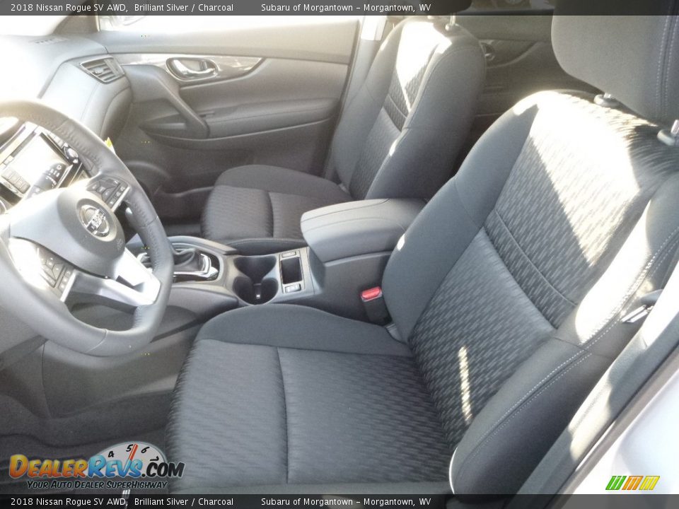 2018 Nissan Rogue SV AWD Brilliant Silver / Charcoal Photo #14