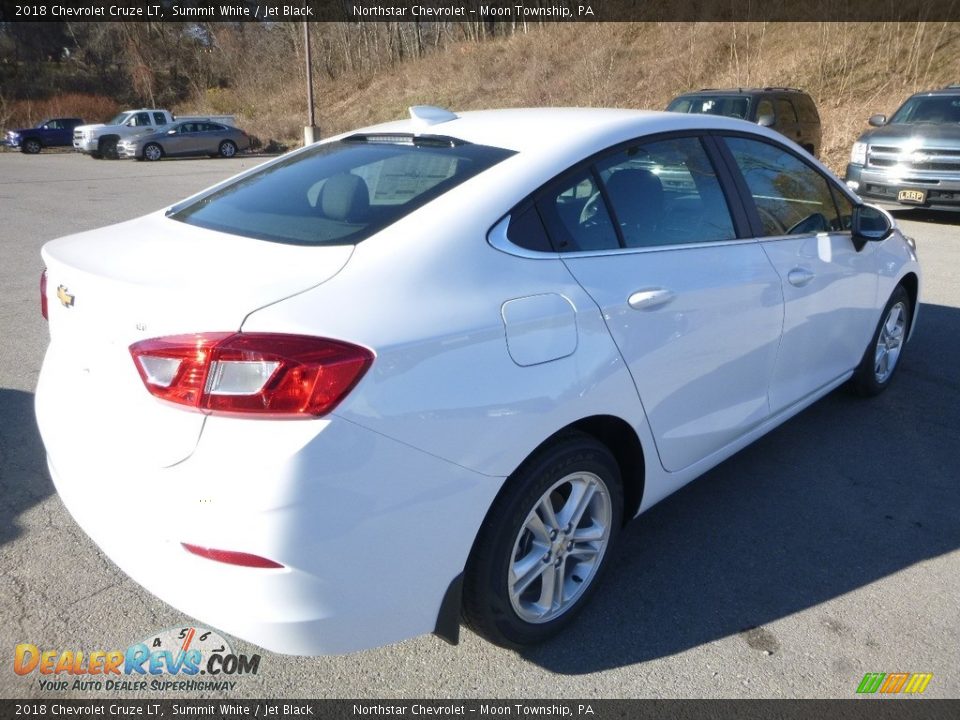 2018 Chevrolet Cruze LT Summit White / Jet Black Photo #5