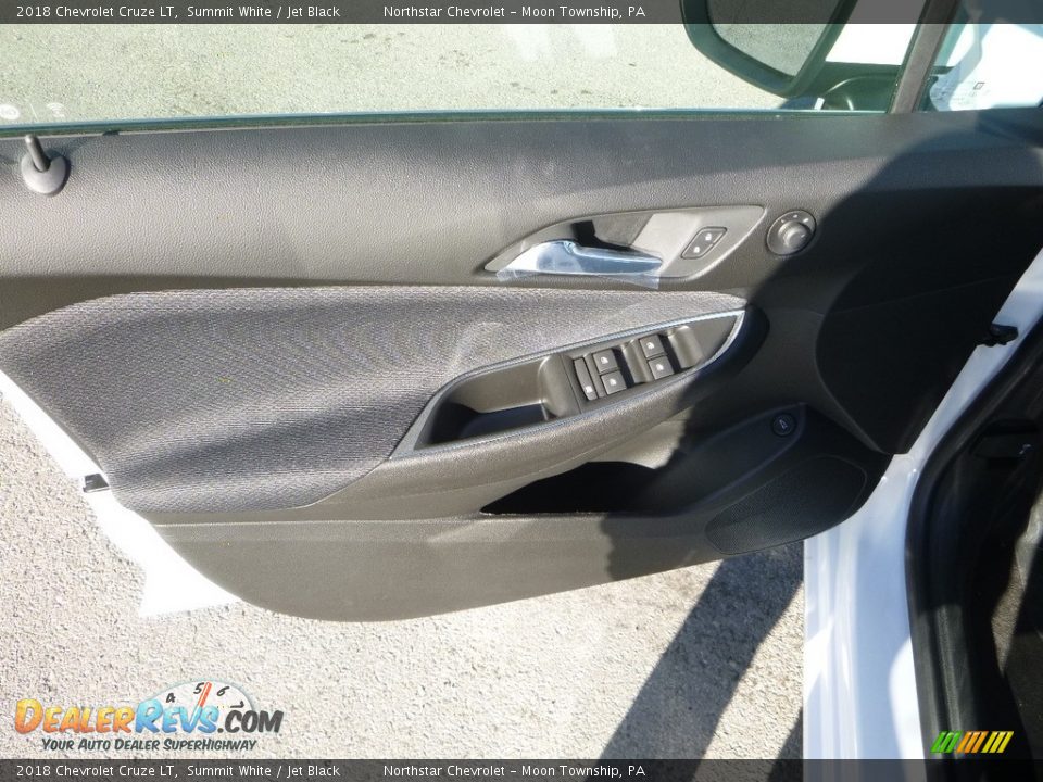 2018 Chevrolet Cruze LT Summit White / Jet Black Photo #15