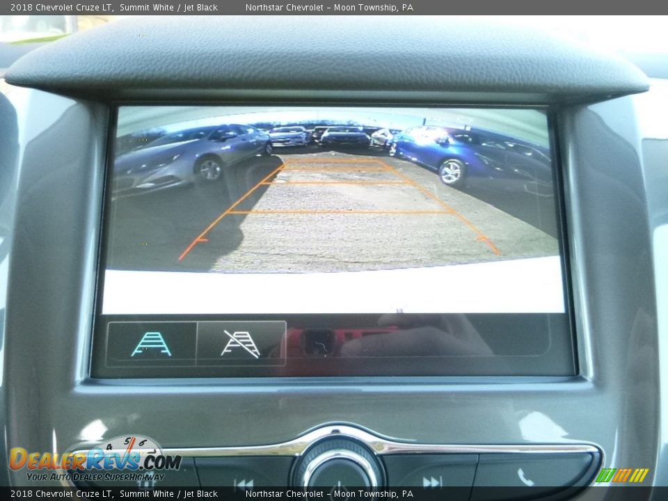 2018 Chevrolet Cruze LT Summit White / Jet Black Photo #19