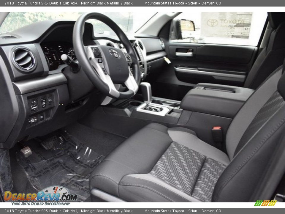 2018 Toyota Tundra SR5 Double Cab 4x4 Midnight Black Metallic / Black Photo #5