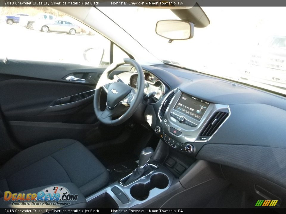 2018 Chevrolet Cruze LT Silver Ice Metallic / Jet Black Photo #11