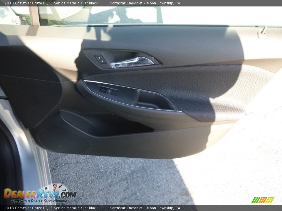 2018 Chevrolet Cruze LT Silver Ice Metallic / Jet Black Photo #12