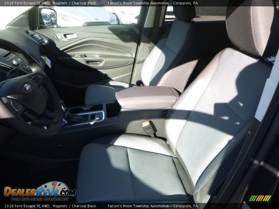 2018 Ford Escape SE 4WD Magnetic / Charcoal Black Photo #11