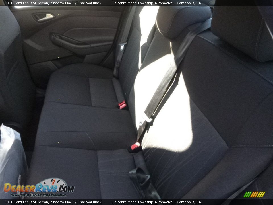 2018 Ford Focus SE Sedan Shadow Black / Charcoal Black Photo #9