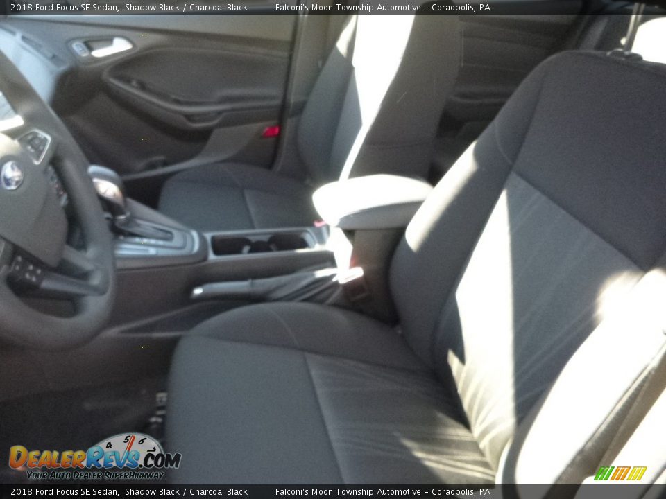 2018 Ford Focus SE Sedan Shadow Black / Charcoal Black Photo #13