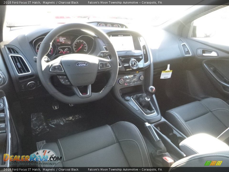 Front Seat of 2018 Ford Focus ST Hatch Photo #9