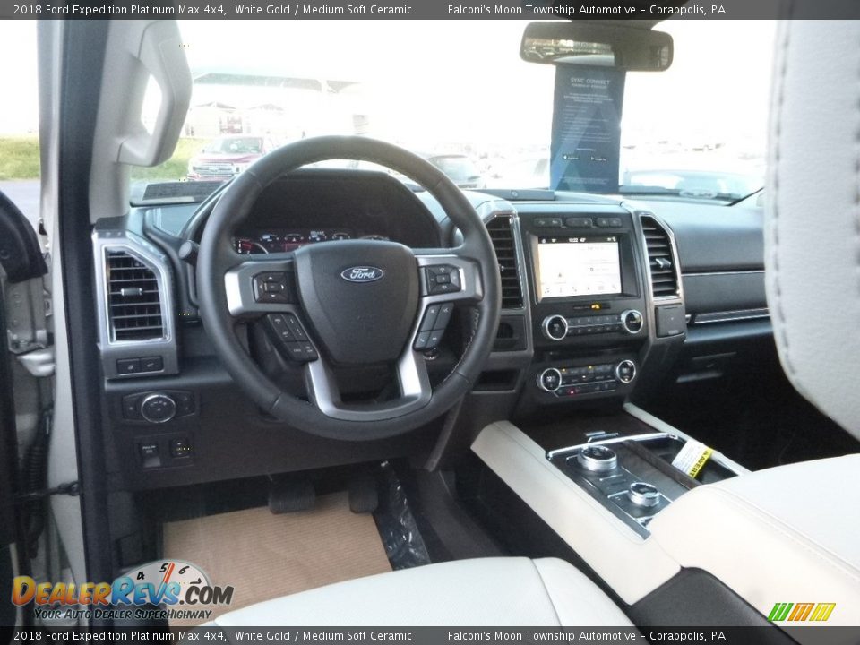 Dashboard of 2018 Ford Expedition Platinum Max 4x4 Photo #10