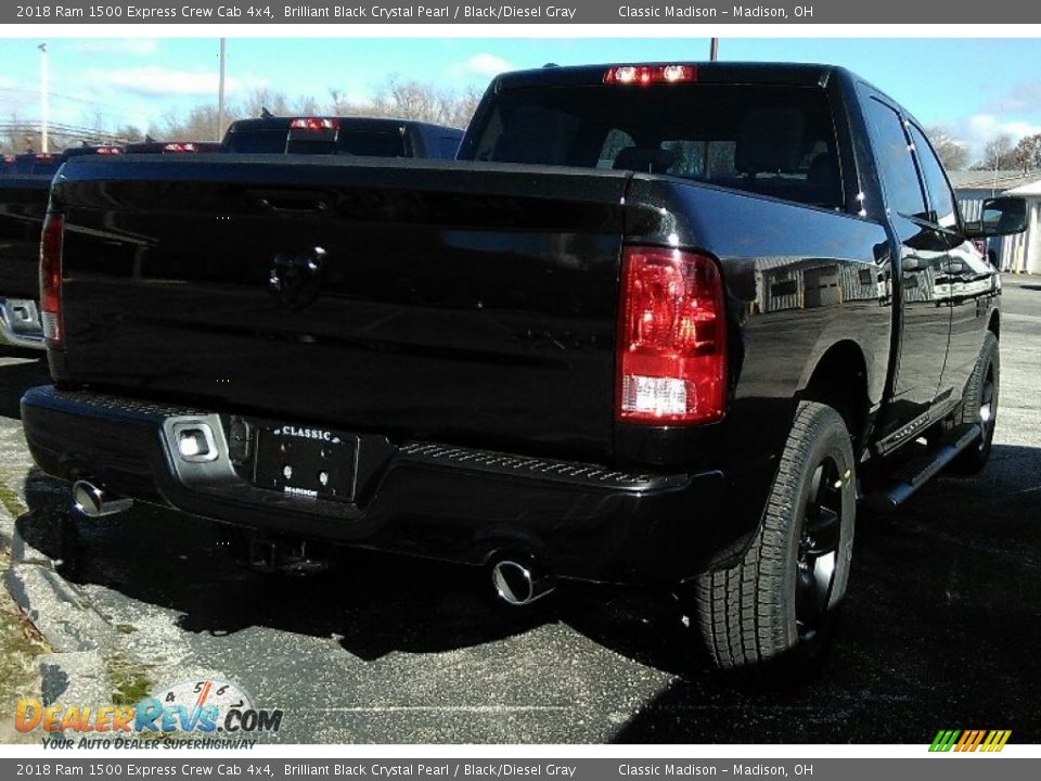 2018 Ram 1500 Express Crew Cab 4x4 Brilliant Black Crystal Pearl / Black/Diesel Gray Photo #2